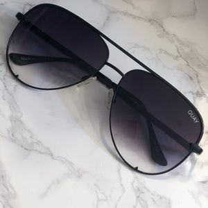 QuayXDesi High Key Ombré Black